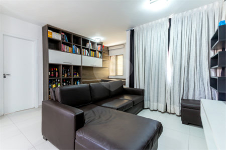 Apartamento à Venda - Vila Olimpia - com 83 m²,- 1 quarto e 1 vaga
