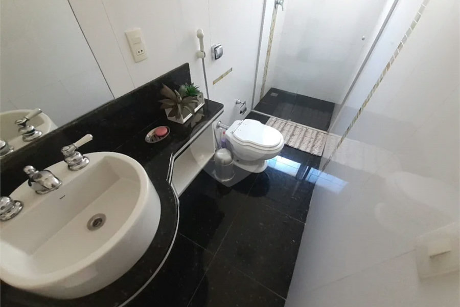 Ótima casa disponível para venda em Piracicaba, no Condomínio Residencial Village Des Lions no bairro Pompéia
