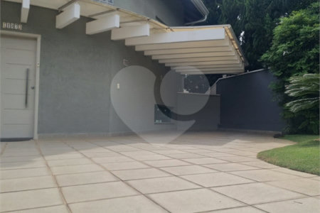 Sobrado à venda ou para alugar com 3 suítes em Villaggio Capríccio, Louveira, SP