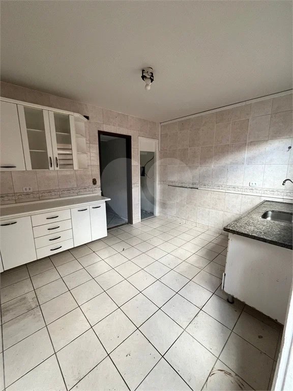 Casa com 125m², 2 dormitórios, 1 vaga, à venda na Vila Harmonia em Guarulhos.