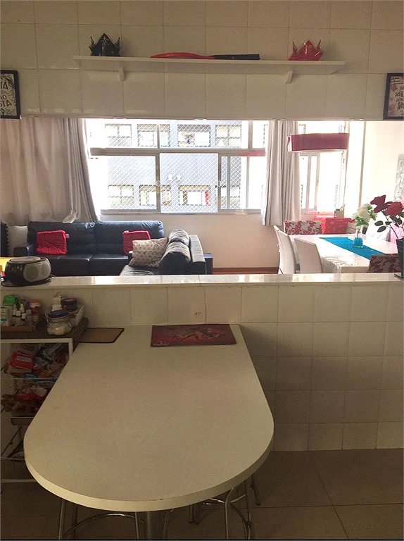 Apartamento à venda com 3 quartos, sendo 1 suíte, em Pinheiros, São Paulo, SP