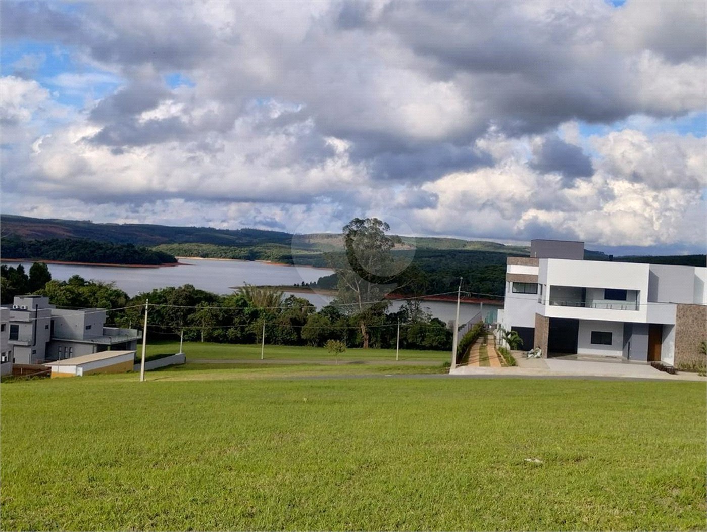 Terreno à venda no condomínio Mirantes de Itupararanga, Piedade - SP
