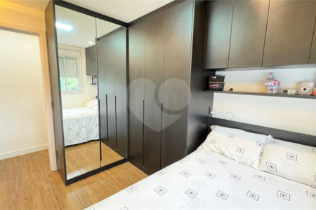 Apartamento à venda com 3 quartos, sendo 1 suíte, em Santo Amaro, São Paulo, SP