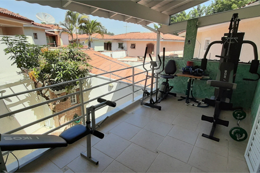 Sobrado à venda com 4 quartos, sendo 2 suítes, em Tremembé, São Paulo, SP