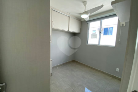 Apartamento à venda com 2 quartos em Glória, Várzea Grande, MT