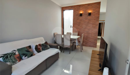 Casa à venda com 3 quartos no condomínio Residencial Lago dos Ipês, Itapetininga - SP
