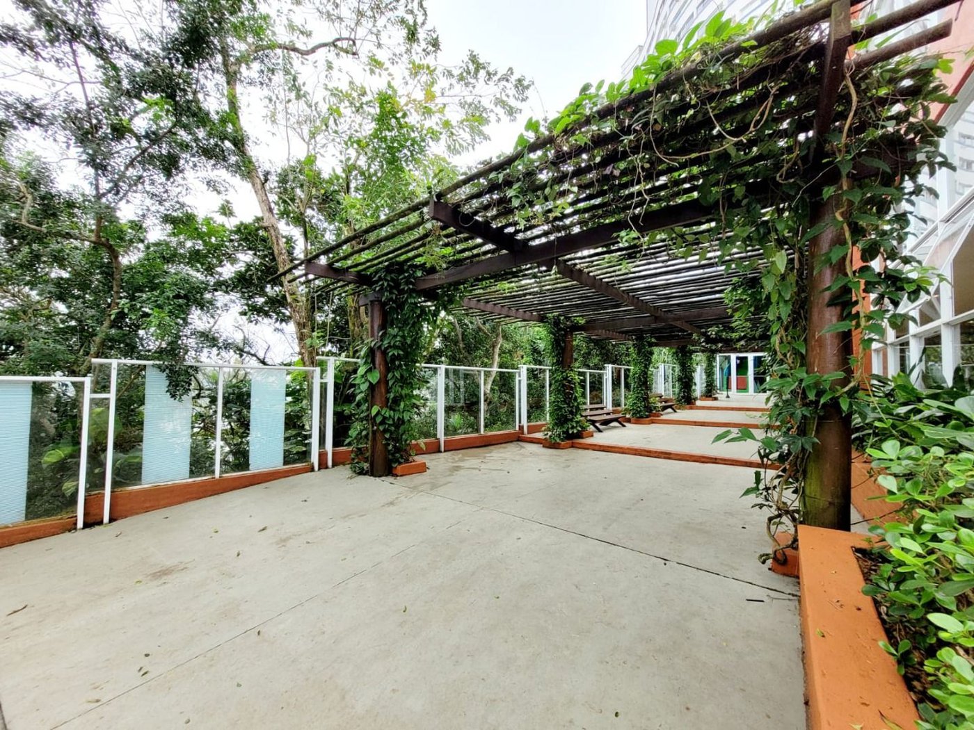 Terreno à venda, 1800 m² por R$ 4.700.000,00 - Ilha Porchat - São Vicente/SP