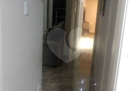 Casa à venda com 3 quartos, sendo 1 suíte, em Residencial Vila dos Eucaliptos, Salto, SP