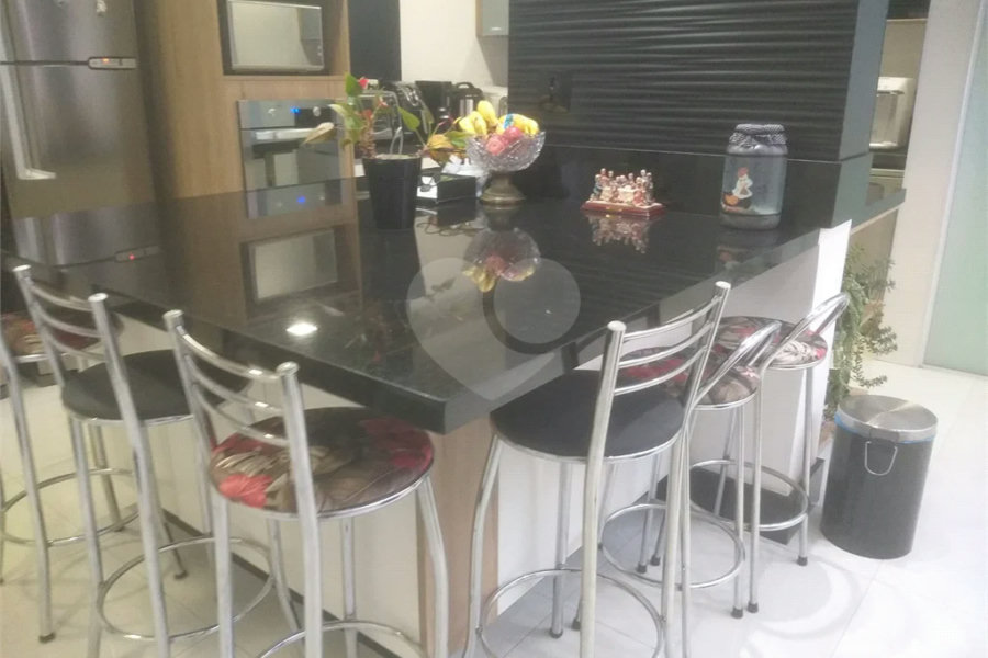 Apartamento à venda com 3 quartos, sendo 1 suíte, em Paraíso, São Paulo, SP