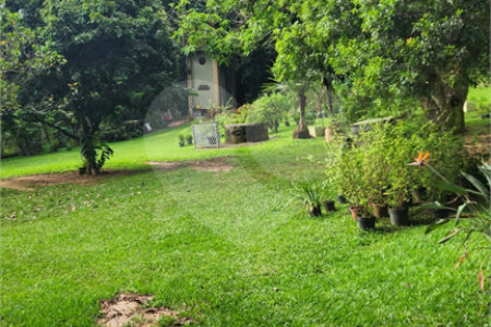 Chácara à venda com 4 quartos, sendo 3 suítes, em Pinheirinho, Vinhedo, SP