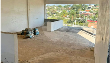 Sobrado à venda com 4 suítes em Jardim Centenário, Atibaia, SP