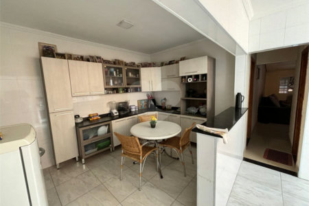 Casa à venda com 2 quartos, sendo 1 suíte, em Jardim da Cidade, Salto, SP