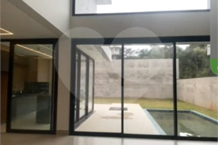 Casa à venda com 3 suítes no condomínio Reserva do Itamaracá, Valinhos - SP