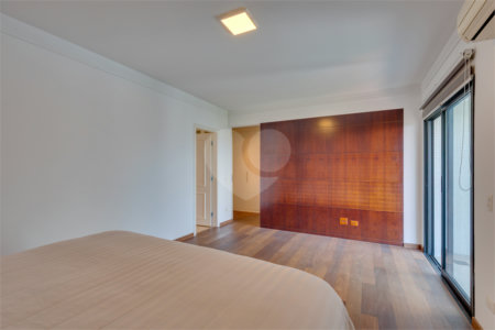 Apartamento à venda com 4 suítes em Alto da Boa Vista, São Paulo, SP