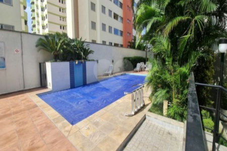 Apartamento à venda com 3 quartos, sendo 1 suíte,  em Vila Gilda, Santo André, SP