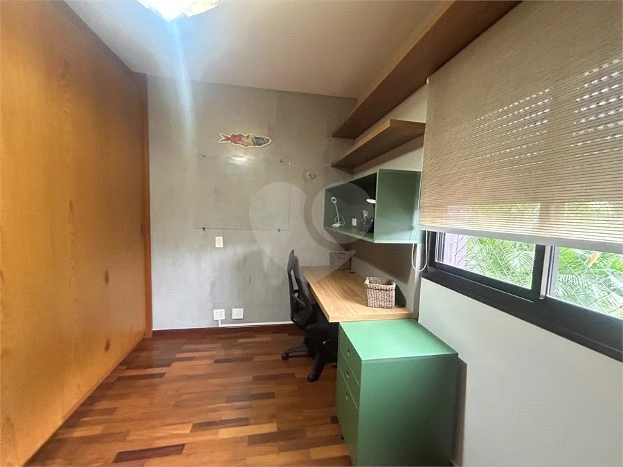 Apartamento Mobiliado no Alto da Boa Vista, com churrasqueira na varanda , 3 suítes e próximo ao Metro