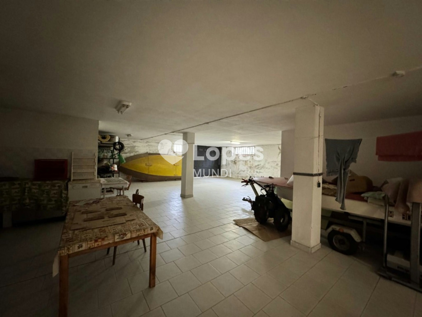 Casa multifamiliar à venda em Verona, Itália – 3 unidades e 12.000 m²