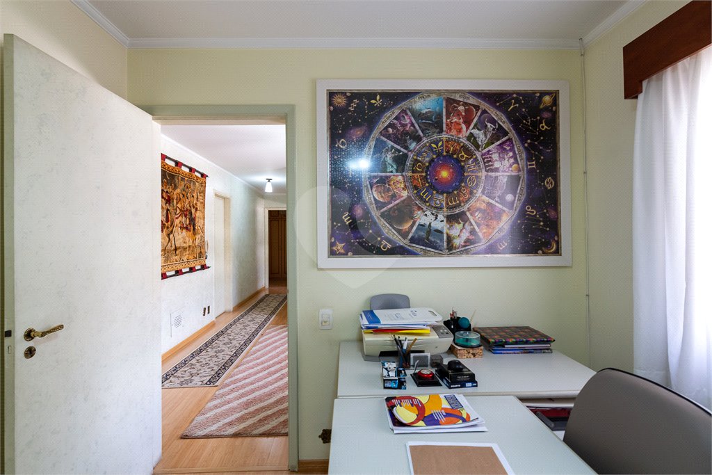 Sobrado à venda com 4 quartos, sendo 2 suítes, em Brooklin Velho, São Paulo, SP