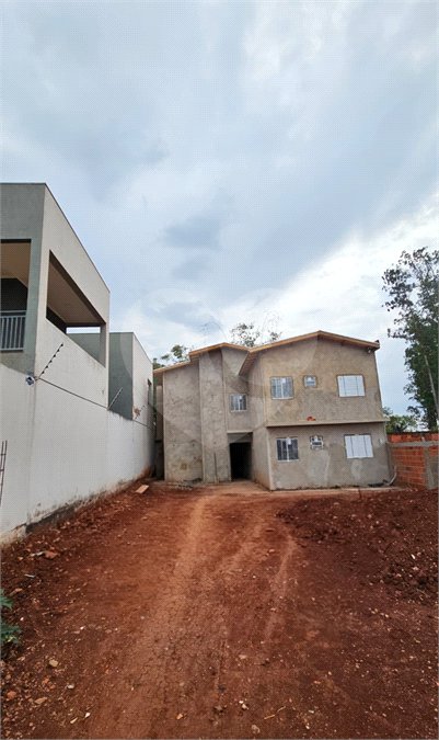Casa à venda com 2 quartos no condomínio Residencial Unique, Ponta Porã - MS