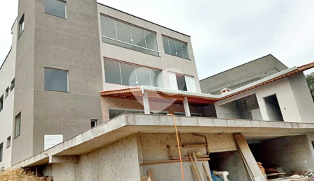Casa à venda com 4 quartos, sendo 3 suítes,  no condomínio Residencial Ecologico da Cantareira, Mairiporã - SP