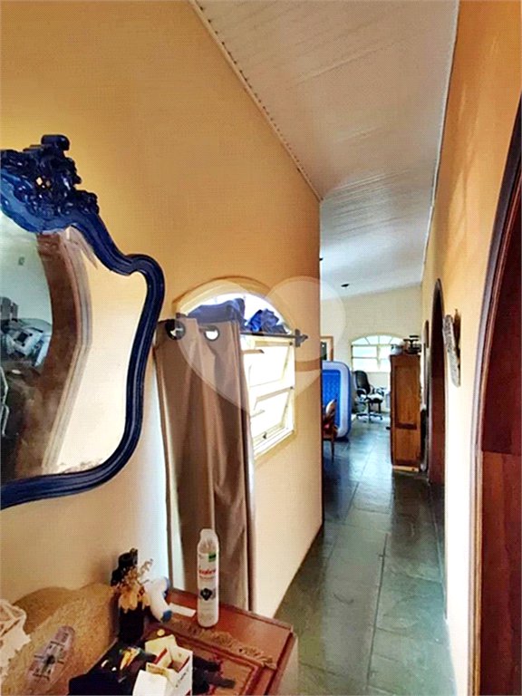 Casa à venda com 4 quartos, sendo 1 suíte, no condomínio Chacarás Bela Vista, Mairiporã - SP
