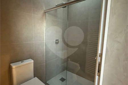 Casa à venda com 4 quartos, sendo 2 suítes, no condomínio Residencial Parque Esplanada, Votorantim - SP