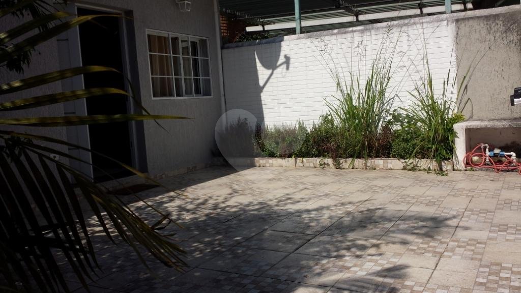 Sobrado à venda com 3 suítes em Jardim Prudência, São Paulo, SP
