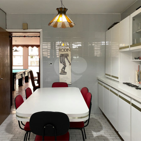 Apartamento à venda com 3 quartos, sendo 1 suíte, em Santa Cecília, São Paulo, SP