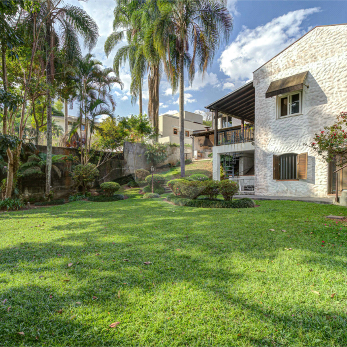 Casa de Vila à venda com 3 quartos, sendo 2 suítes, em Alto da Boa Vista, São Paulo, SP