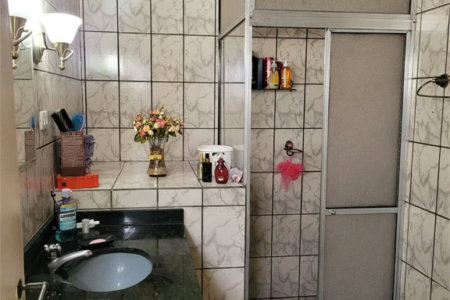 Sobrado à venda com 3 quartos, sendo 1 suíte,  em Jaguaré, São Paulo, SP