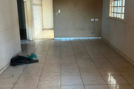 Casa à venda com 3 quartos, sendo 1 suíte,  em Nossa Senhora Aparecida, Três Lagoas, MS