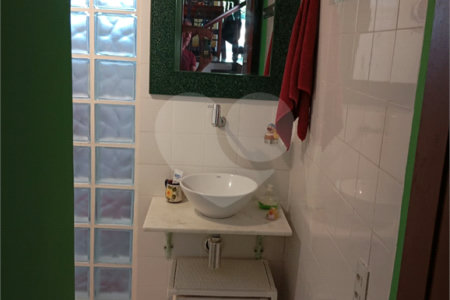 Casa à venda com 4 quartos, sendo 3 suítes, em Geribá, Armação dos Búzios, RJ