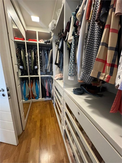 Apartamento à venda com 3 suítes em Jardim Anália Franco, São Paulo, SP