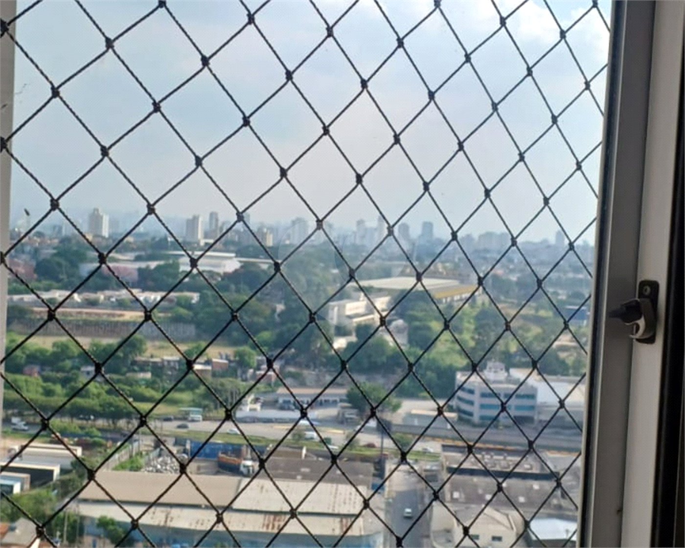 Apartamento à venda com 2 quartos, sendo 1 suíte, em Ponte Grande, Guarulhos, SP