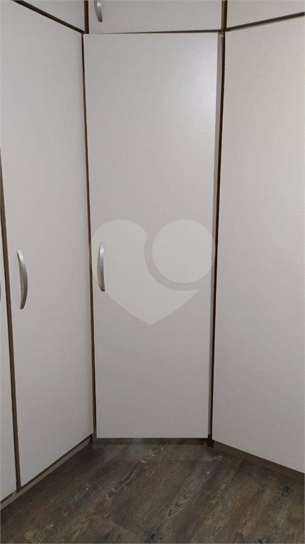 Sobrado à venda com 3 quartos, sendo 1 suíte, em Jardim Tabatinga, Guarulhos, SP