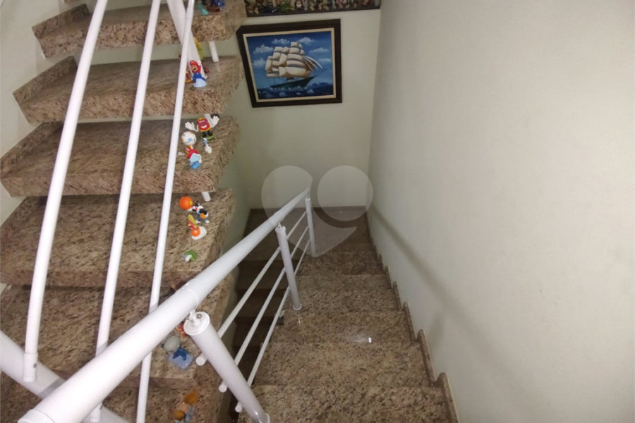 Casa à venda com 3 suítes no condomínio Morada das Hortênsias, São Paulo - SP