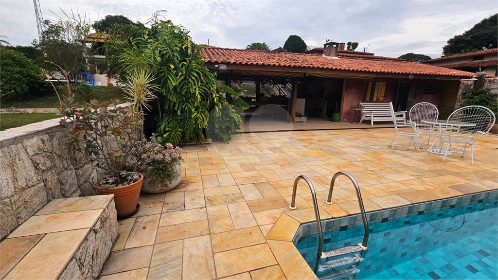Casa Térrea à venda com 4 quartos, sendo 1 suíte, em Jardim Centenário, Atibaia, SP