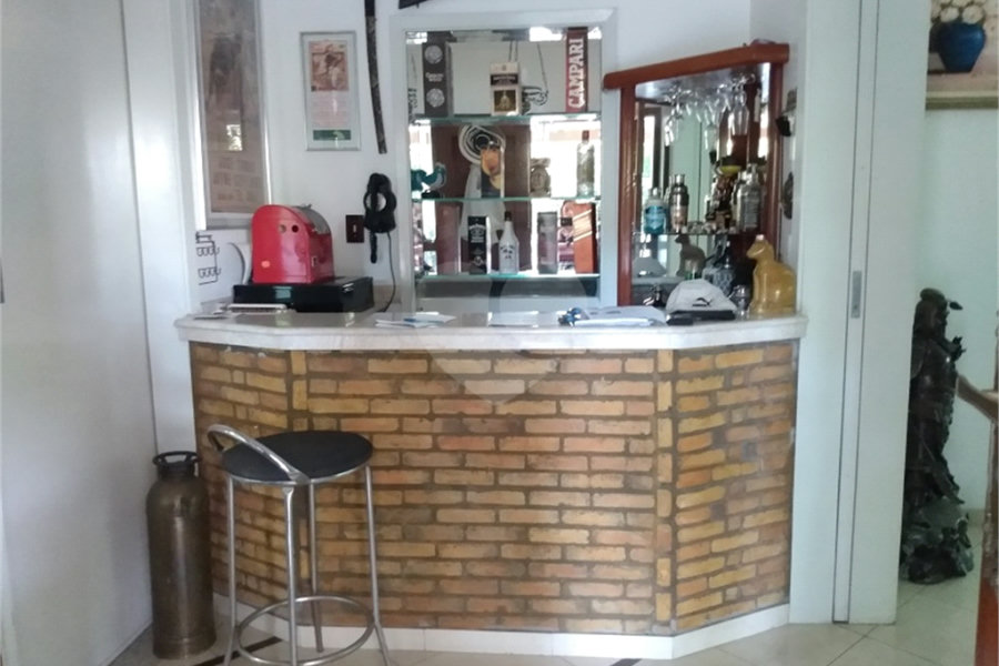 Casa à venda com 6 quartos, sendo 2 suítes, em Tremembé, São Paulo, SP
