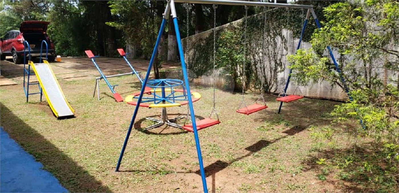 Chácara à venda com 4 suítes em Chácaras Fernão Dias, Atibaia, SP