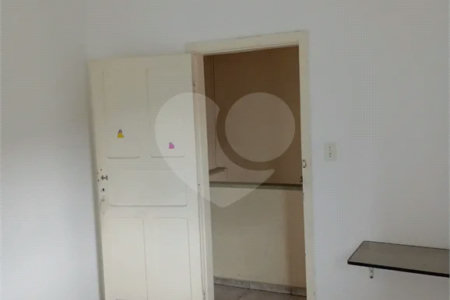 PREDIO COM 2 CASAS NO SACOMÃ