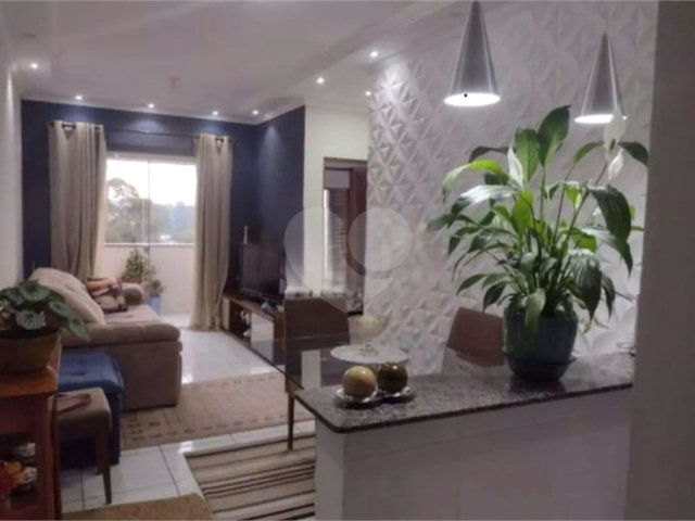 Apartamento à venda com 2 quartos em Areão, Taubaté, SP