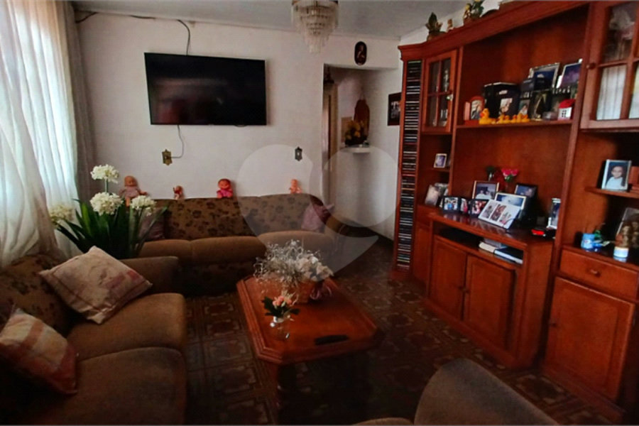 Casa à venda com 3 quartos, sendo 1 suíte, em Parque Edu Chaves, São Paulo, SP