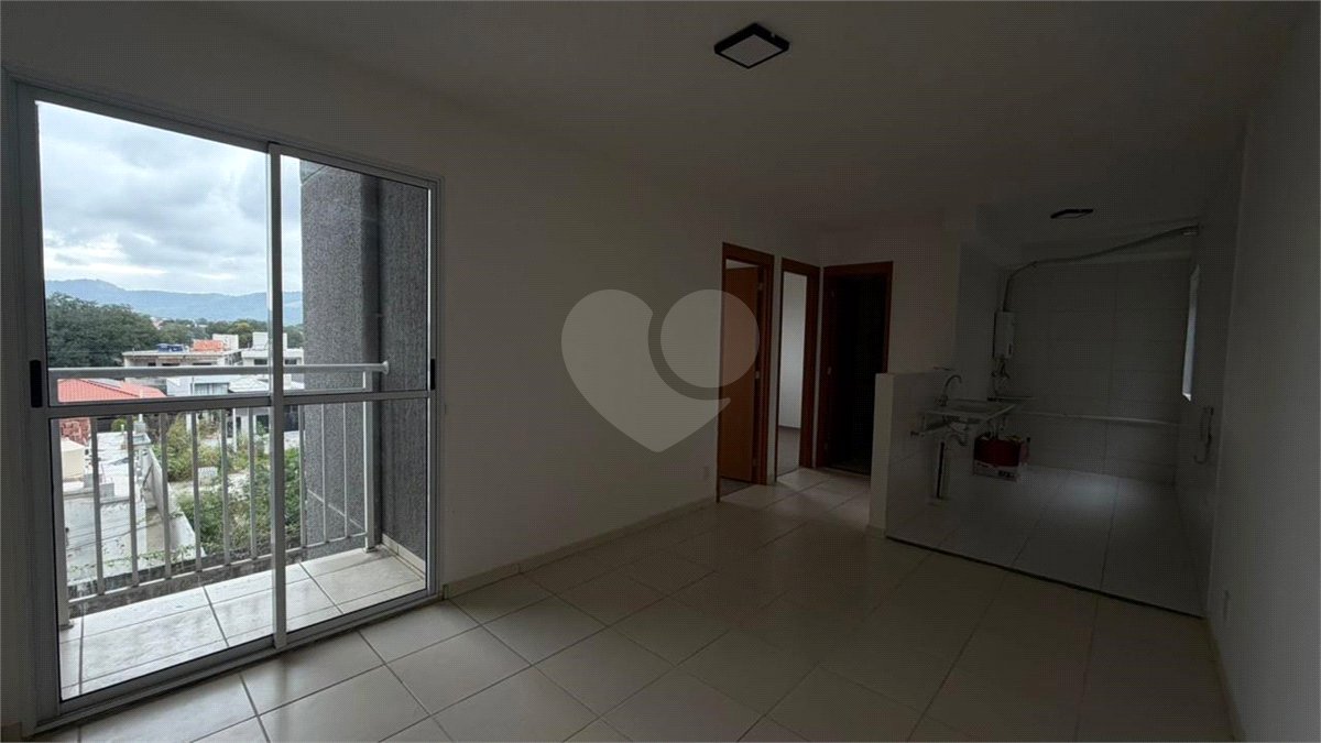 Apartamento à venda com 2 quartos em Guaratiba, Rio de Janeiro, RJ