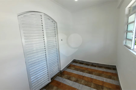 Prédio à venda com 3 quartos em Vila Hamburguesa, São Paulo, SP