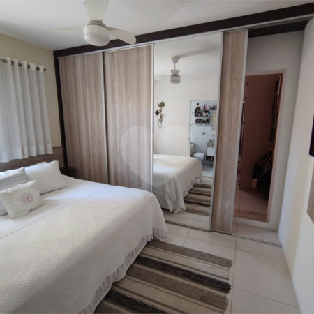 Casa à venda com 2 quartos, sendo 1 suíte, em Vila Santa Terezinha, Várzea Paulista, SP