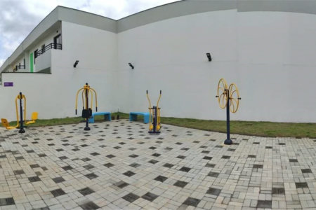Casa à venda com 2 quartos no condomínio Sindona Parque 1, Cotia - SP