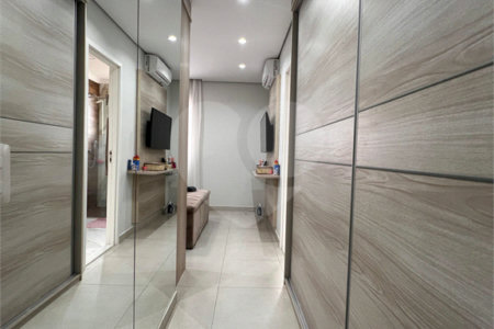 Apartamento à venda com 3 quartos, sendo 1 suíte,  em Vila Suissa, Mogi das Cruzes, SP