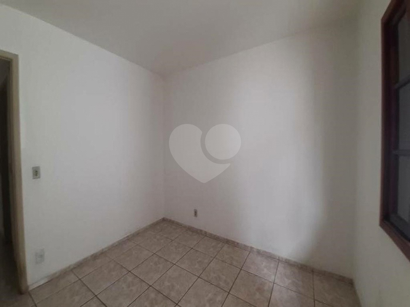 Casa à venda com 3 quartos, sendo 1 suíte,  em Rio Pequeno, São Paulo, SP