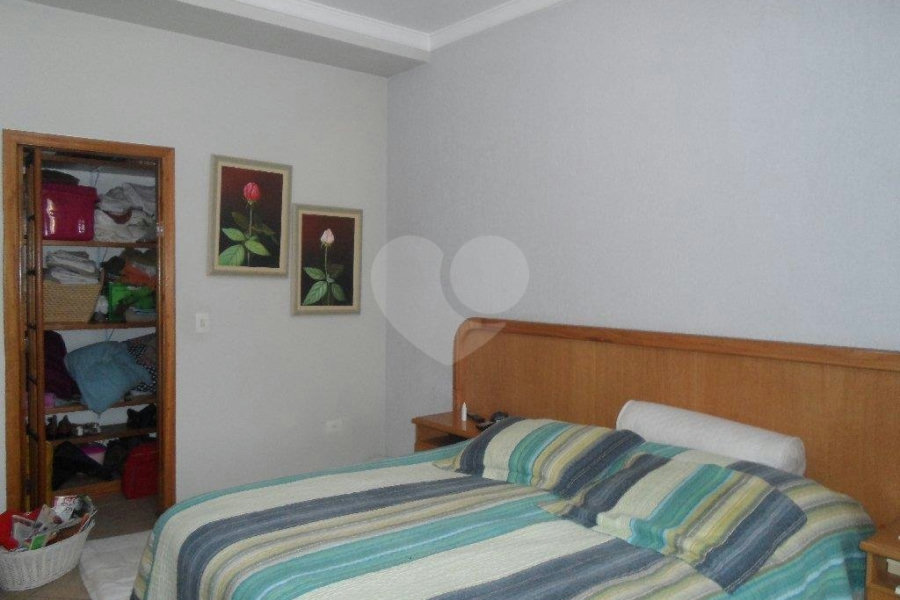Sobrado à venda com 4 quartos, sendo 3 suítes, em Jardim São Paulo(zona Norte), São Paulo, SP