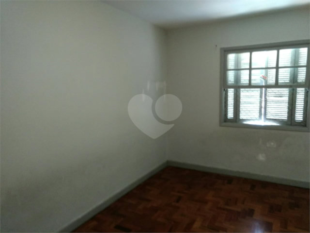 Sobrado à venda com 3 quartos, sendo 1 suíte,  em Santana, São Paulo, SP